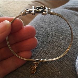 Luca + Danni Jewelry - Luca and Dani Anchor Bangle Bracelet Luca + Danni Jewelry - Luca and Dani Anchor Bangle Bracelet